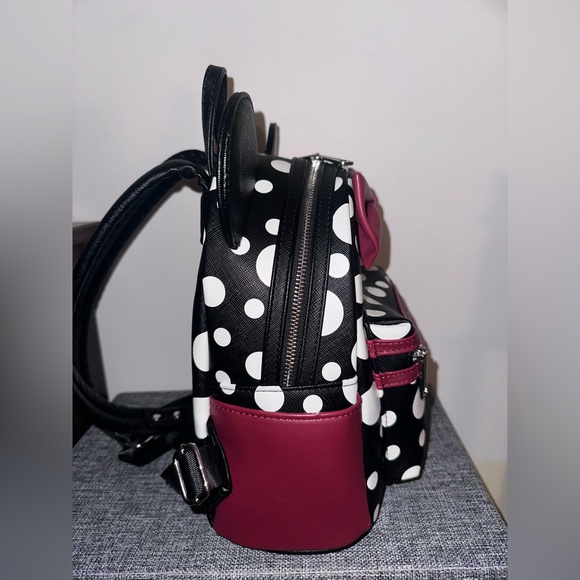 Disney Minnie Mouse Black and White Polka Dot Loungefly - Picture 5 of 6